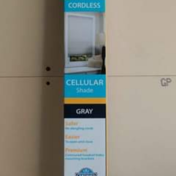 Lumino Gray‎ Cellular Blind 23”x72” - Picture 4 of 5